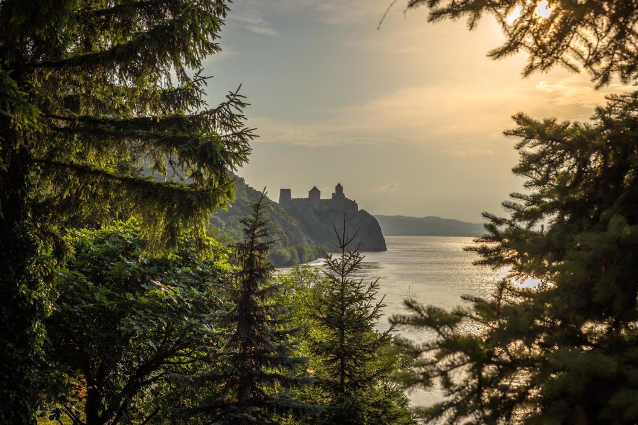 Vila Dunjarica Golubac Esterno foto